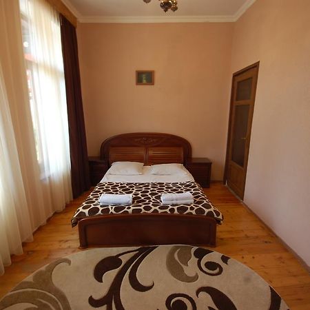 Lelis Guest House Sighnaghi Bagian luar foto