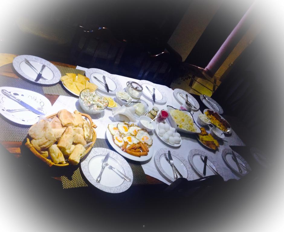 Lelis Guest House Sighnaghi Bagian luar foto
