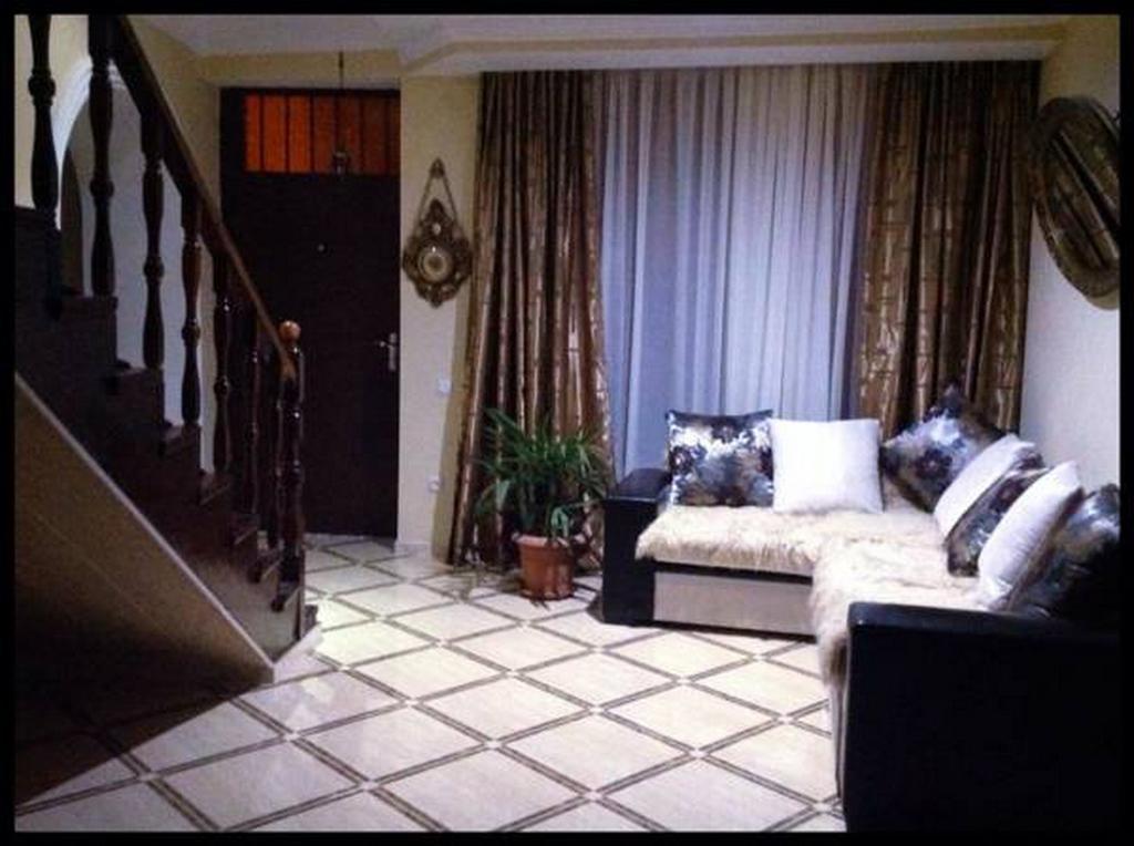 Lelis Guest House Sighnaghi Bagian luar foto