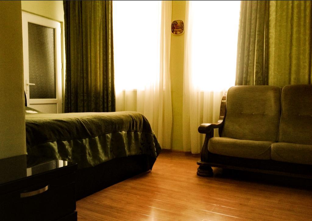 Lelis Guest House Sighnaghi Bagian luar foto