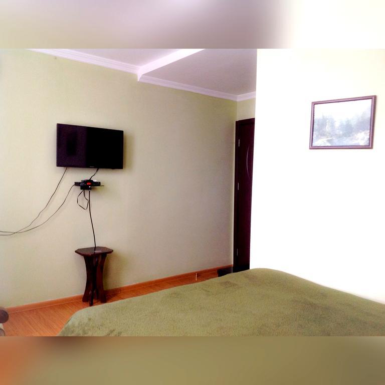 Lelis Guest House Sighnaghi Bagian luar foto