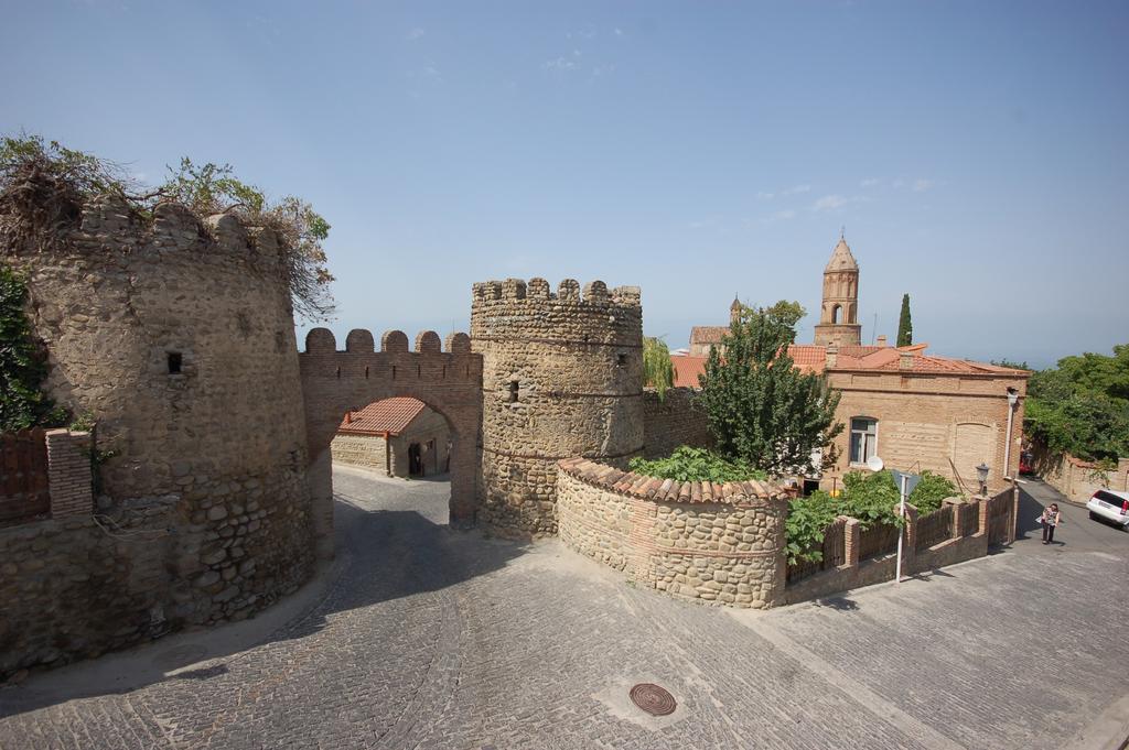 Lelis Guest House Sighnaghi Bagian luar foto
