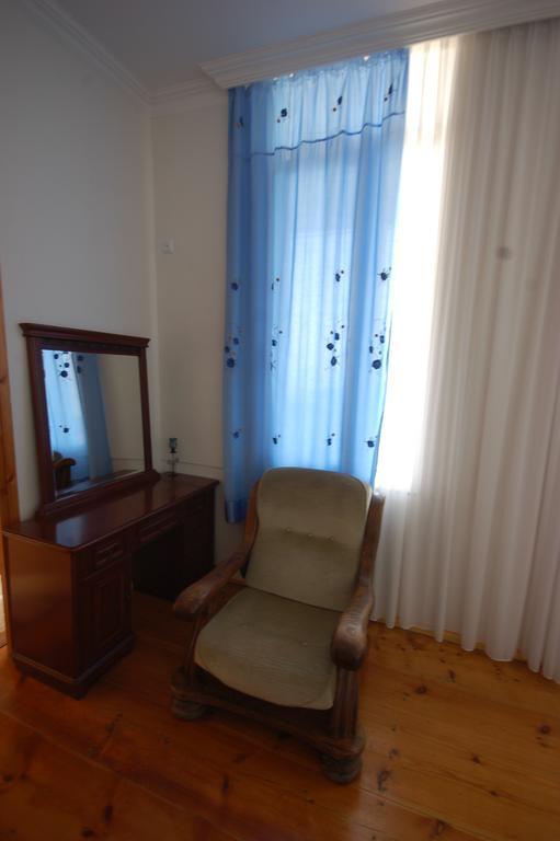 Lelis Guest House Sighnaghi Bagian luar foto